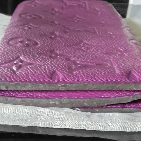 Authentic Louis Vuitton Purple Empriente Wallet with Gold Chain - Picture 8 of 16